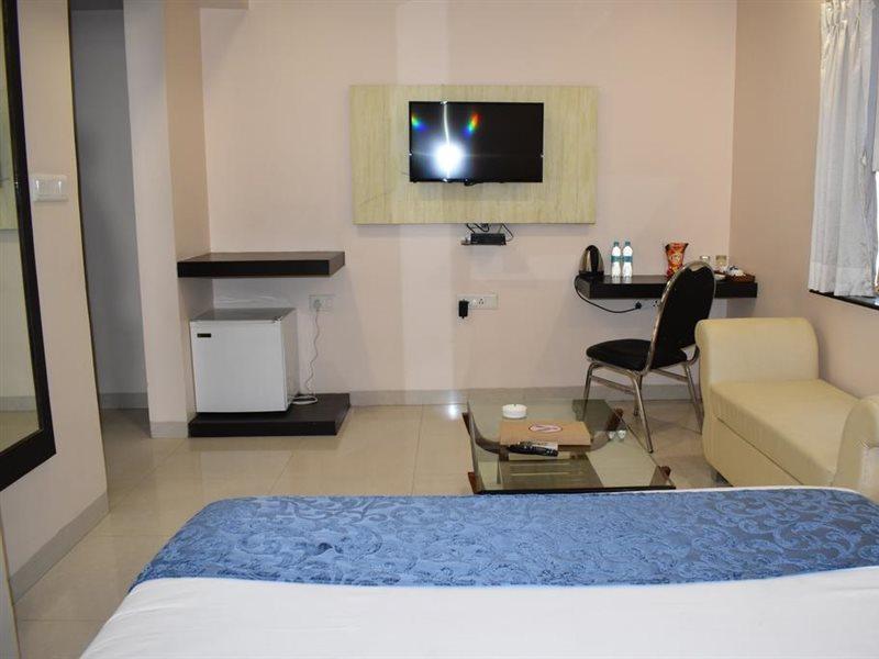 Hotel Vaibhav Waranasi Zewnętrze zdjęcie