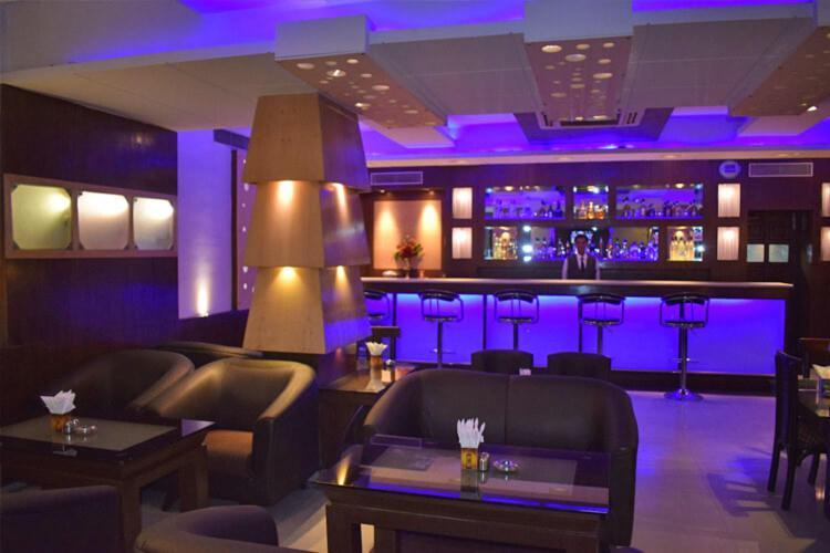 Hotel Vaibhav Waranasi Zewnętrze zdjęcie