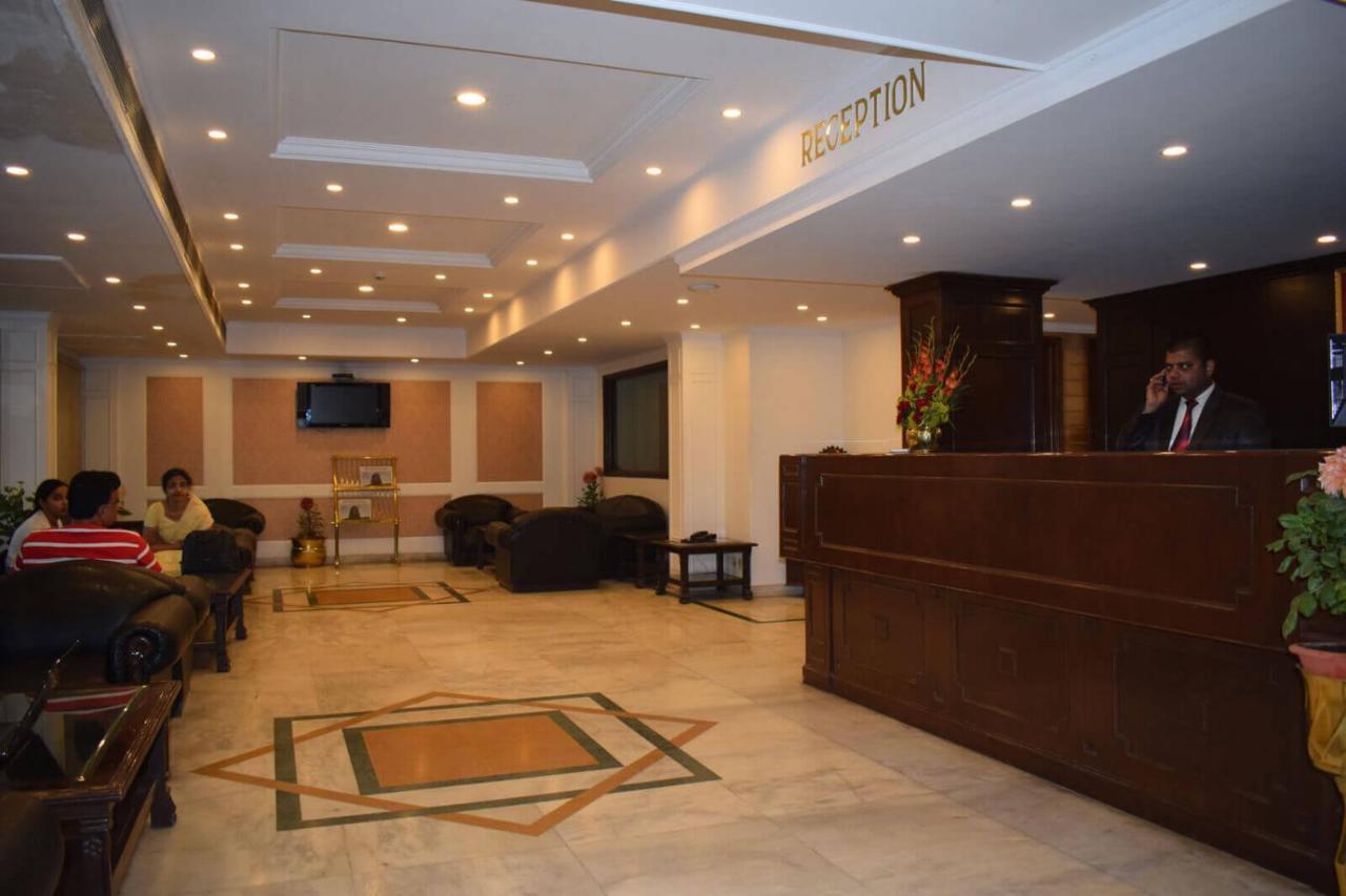 Hotel Vaibhav Waranasi Zewnętrze zdjęcie